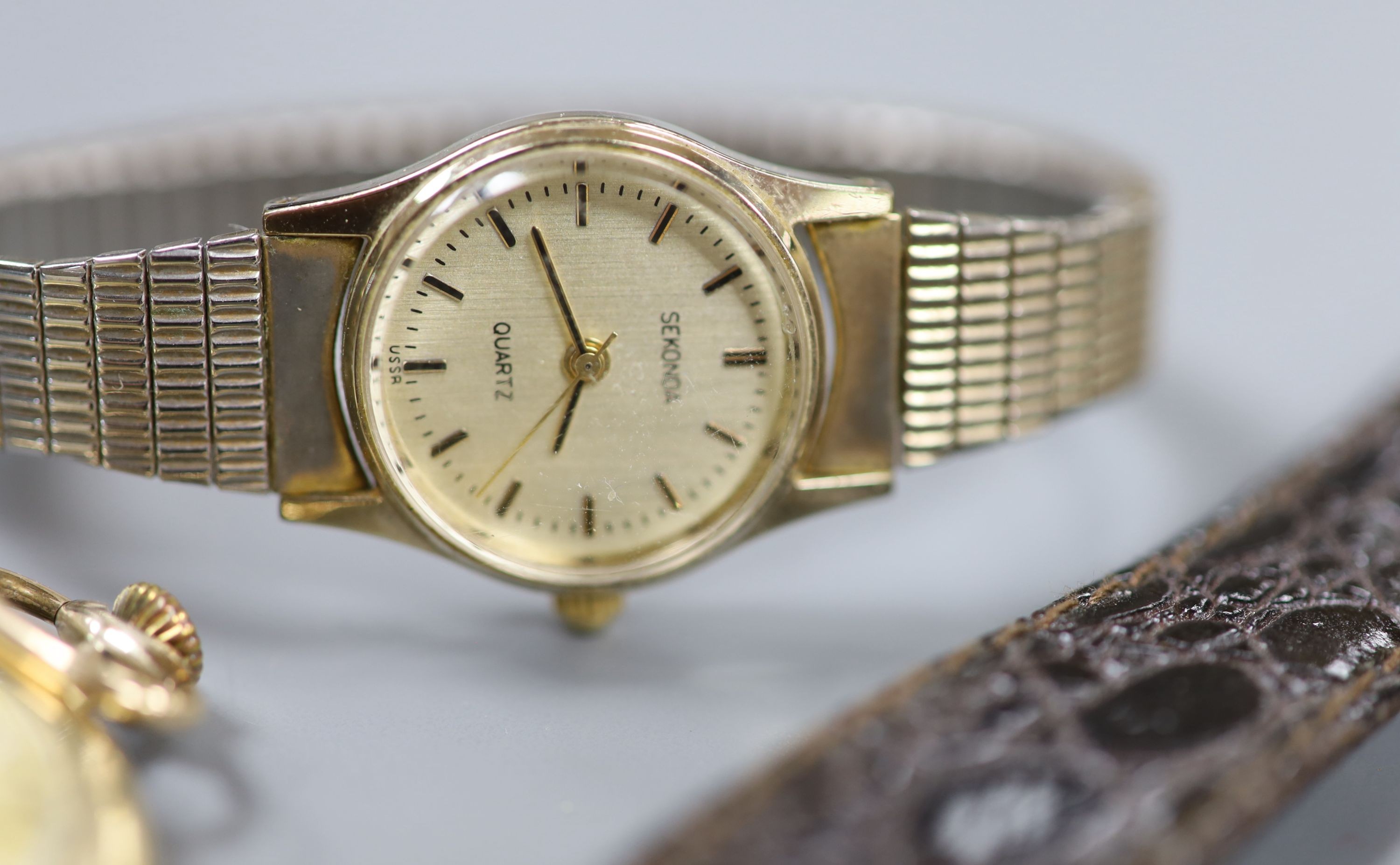 Two gold plated pocket watches including Elgin and a small quantity of minor wrist watches.